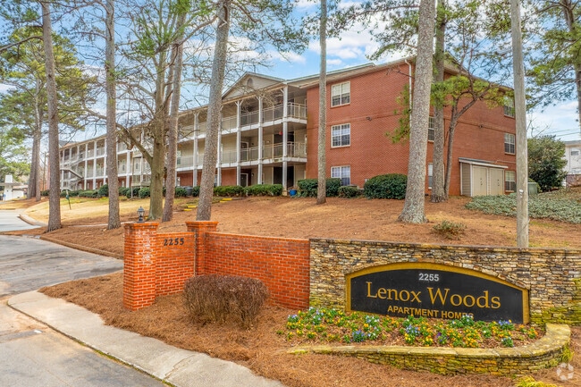 Lenox Place - Lenox Woods