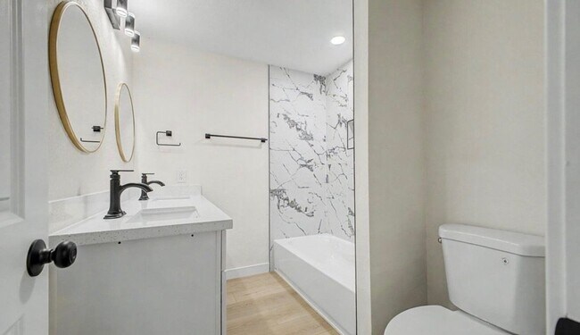 Foto del edificio - 3302 W Pierson St