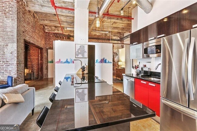 Foto del edificio - 650 Glen Iris Dr NE