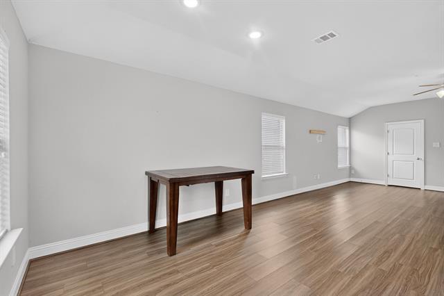 Foto del edificio - 1412 Waverley Dr