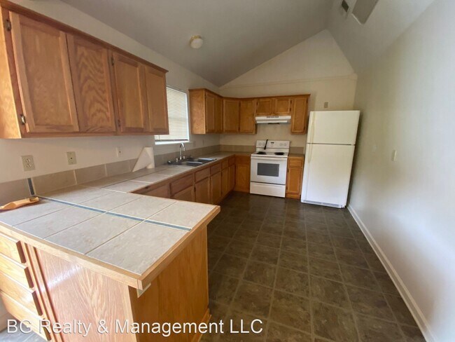 Foto del edificio - 3 br, 1.5 bath House - 100 Canebroke Lane