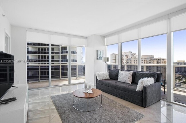 Foto del edificio - 1830 S Ocean Dr