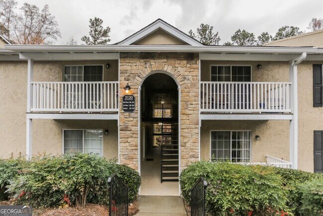 Foto del edificio - 3120 7 Pines Ct