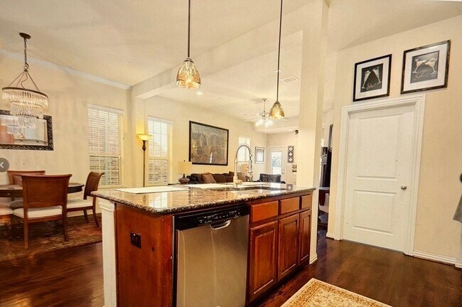 Foto del edificio - 3108 Hereford Dr