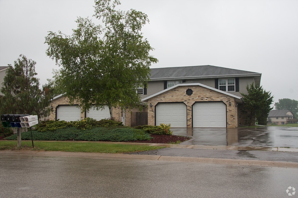 Foto principal - 151 Glen Hill Dr