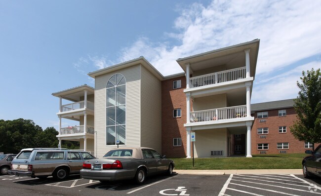Foto del edificio - Lexington Park Senior Apartments