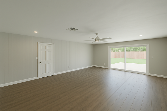 Building Photo - Large 6 bed 3 bath House on East Falls! Co...