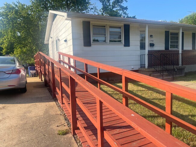 Accessibility Ramp - 1702 Weyburn Rd
