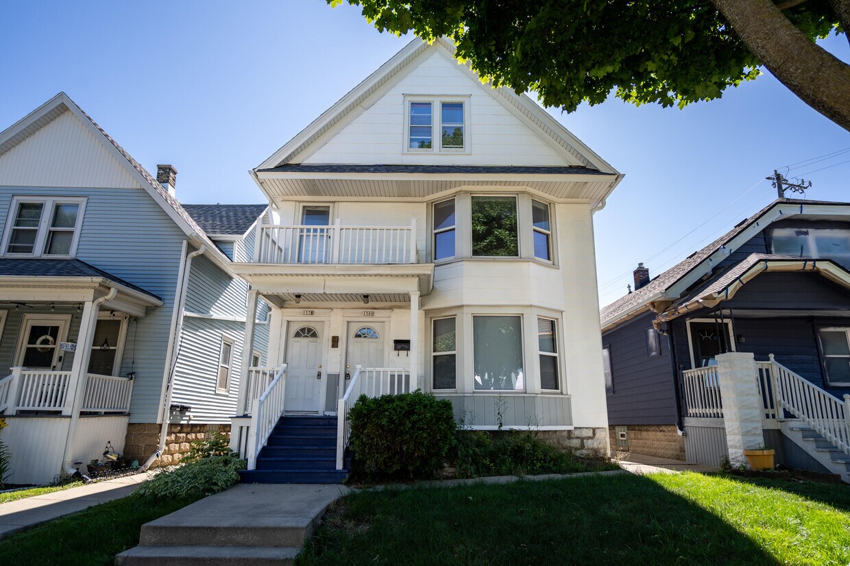 Primary Photo - 1578 S 72nd St