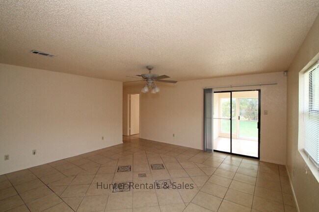 Foto del edificio - Winfield Estates!