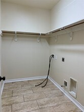 Building Photo - 14914 Darbydale Dr