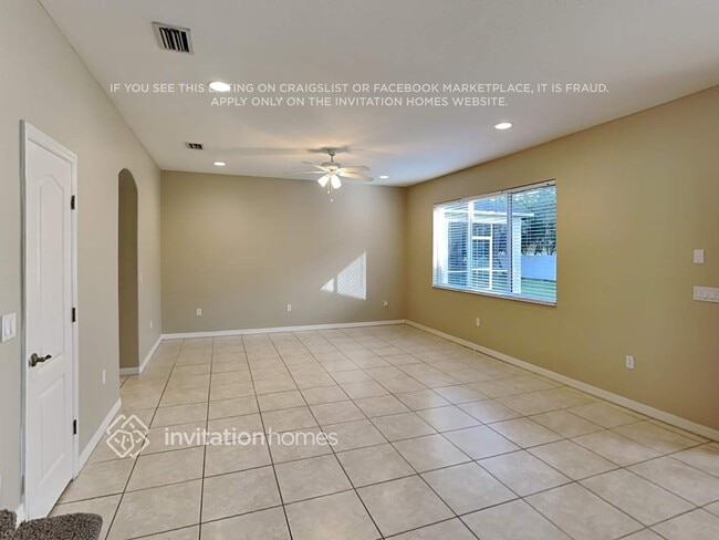 Foto del edificio - 5993 Willows Bridge Loop