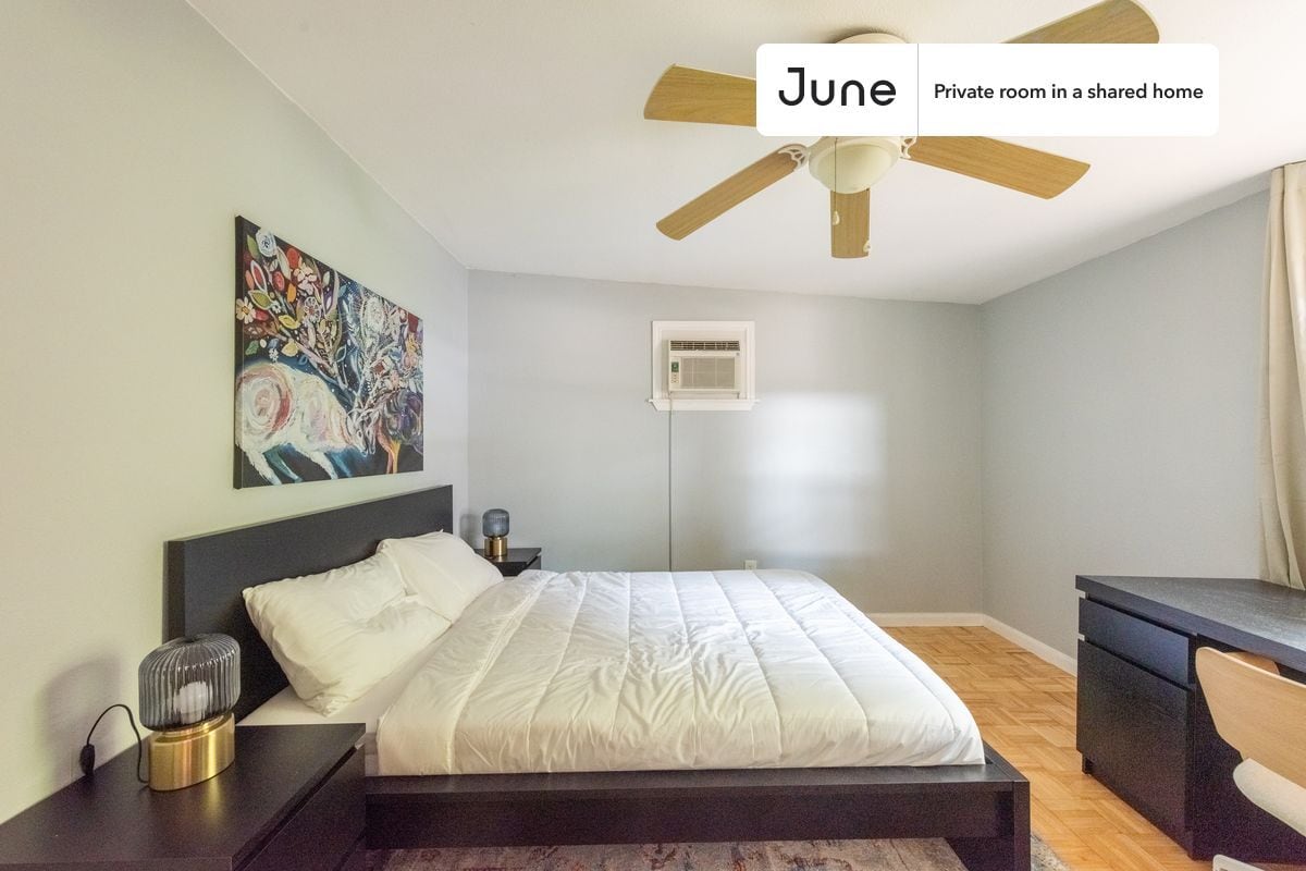 Primary Photo - Room in Shared 3 bed/2 bath home