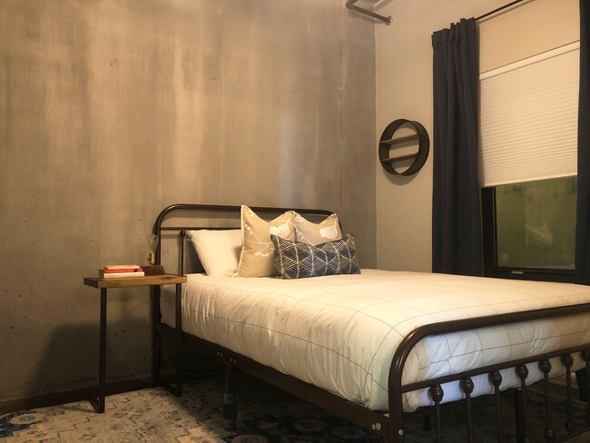 Bedroom 2 - 1 Cool Blow St