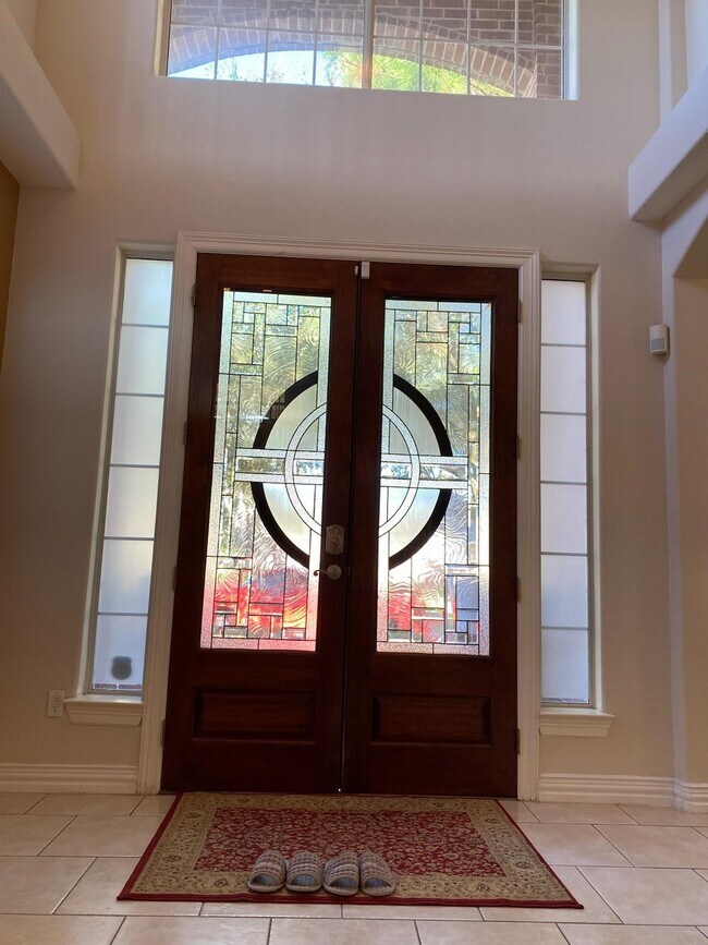 Foto del edificio - 11815 Canyon Mills Dr