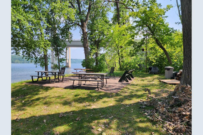 Building Photo - 6201 St Croix Trail N