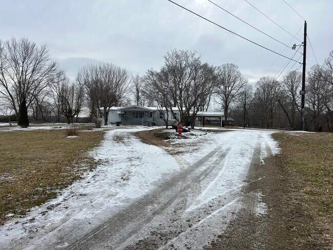 Camino circular - 503 Vanzant Rd