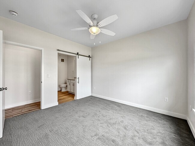 Building Photo - Stratford Pointe