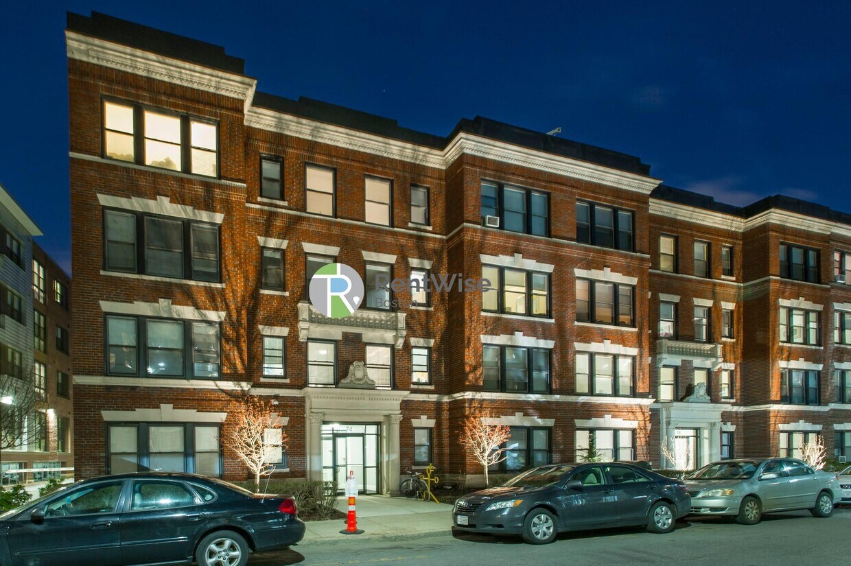 Foto principal - 82 Brainerd Rd