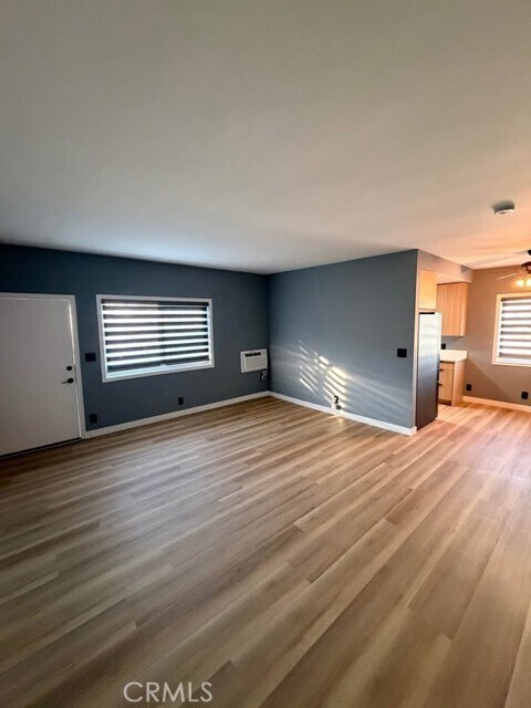 Foto del edificio - 21317 Costanso St