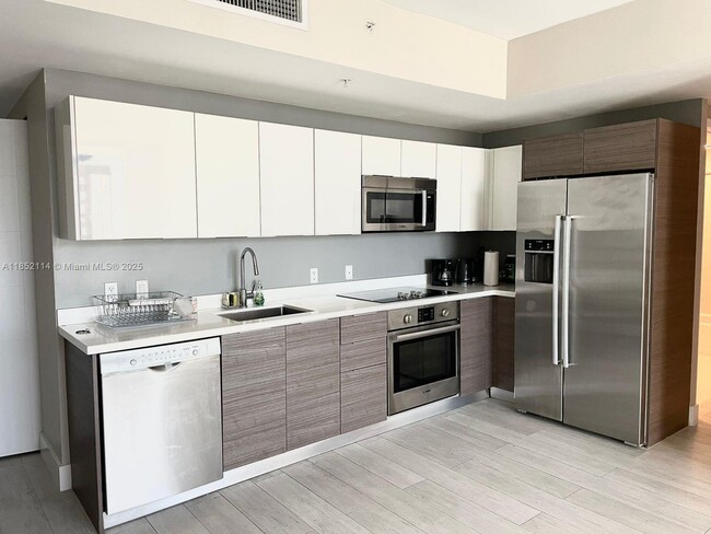 Foto del edificio - 1010 SW 2nd Ave