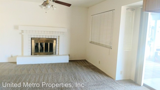 Building Photo - 3 br, 2.5 bath House - 24018 N. 40th Drive