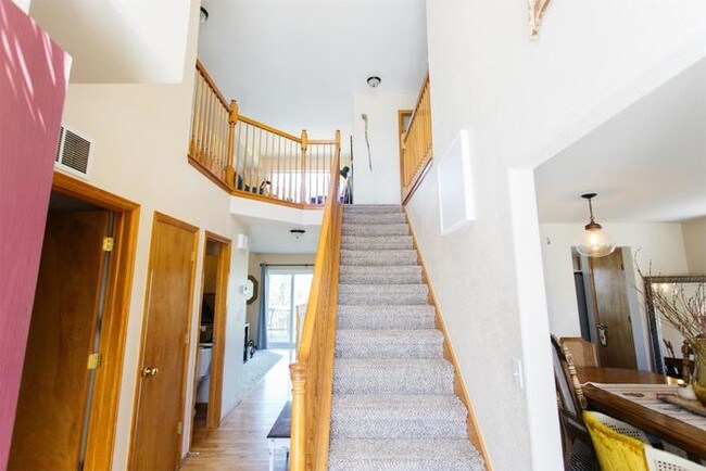 Building Photo - 5195 Belle Star Dr