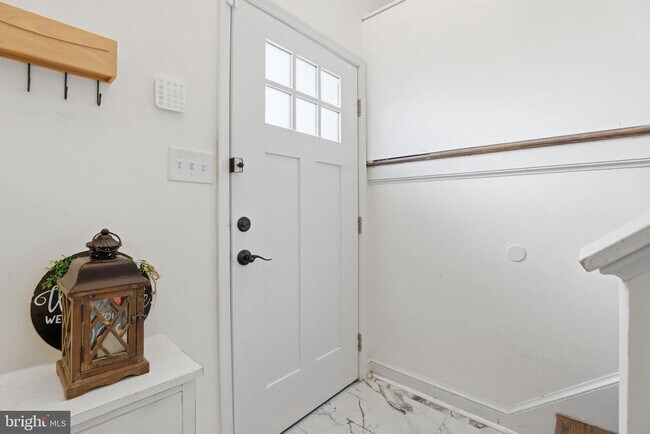 Foto del edificio - 6906 Berkshire Dr