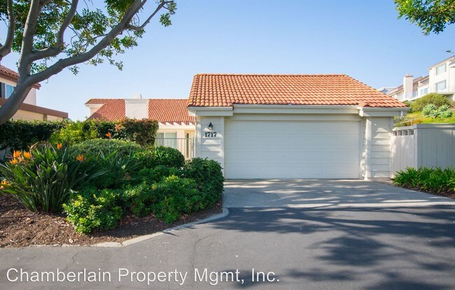 Building Photo - 3 br, 2 bath House - 1717 Burgundy Rd