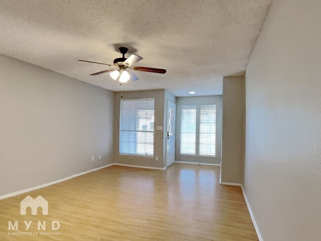 Foto del edificio - 19028 N 7th Dr