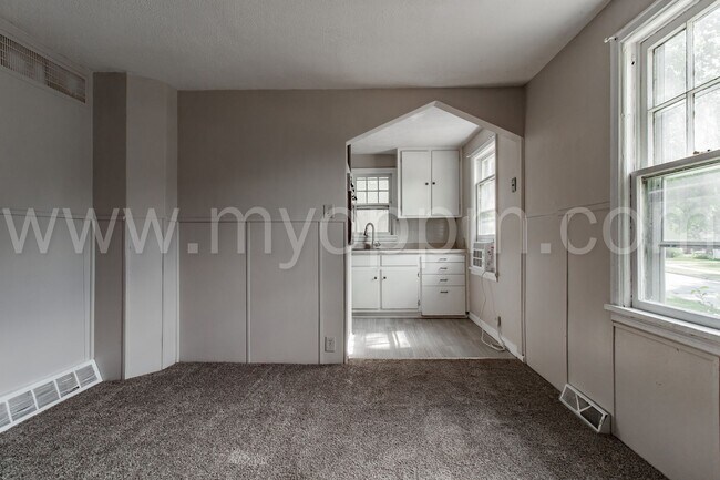 Foto del edificio - 9 Martinview Rd