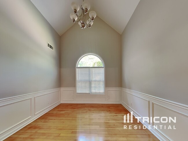 Building Photo - 45 Pebble Creek Dr