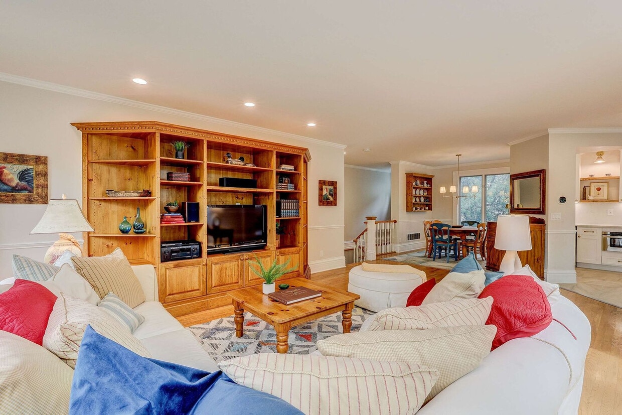 Foto principal - 2105 S Fillmore St