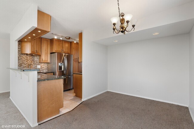 Building Photo - 5100 N Marine Dr