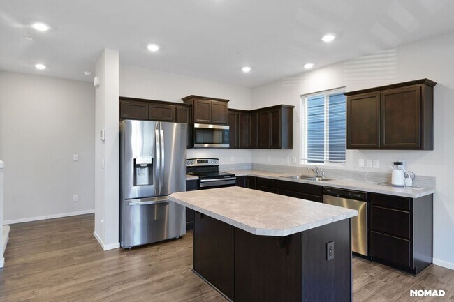 Building Photo - Charming 3BR House in Puyallup