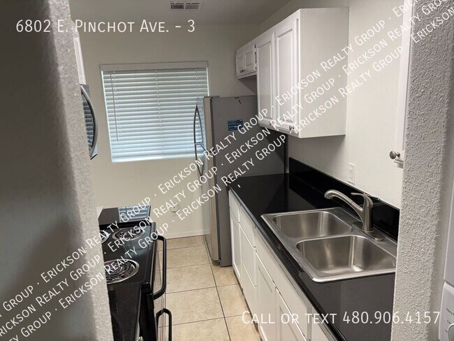 Foto del edificio - 6802 E Pinchot Ave