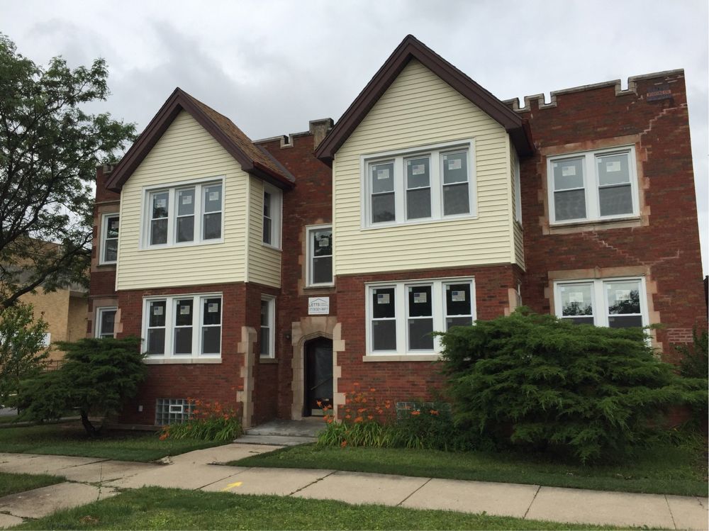 Foto principal - 1240 W 90th St