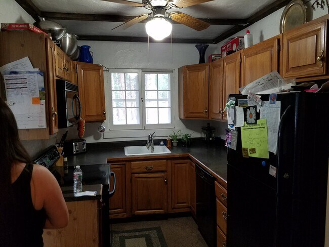 Kitchen - 8278 Green Tower Ln