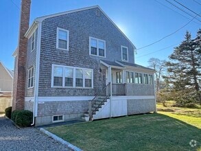 Building Photo - 3 Sagamore Rd