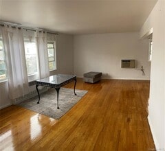 Building Photo - 76-34-34 162nd St