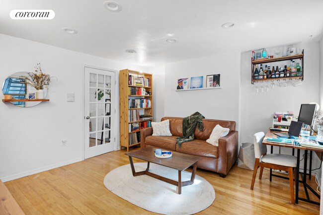 Foto del edificio - 278 Lafayette Ave