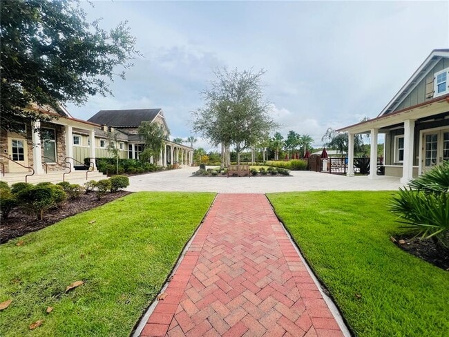 Foto del edificio - 8622 Lovett Ave