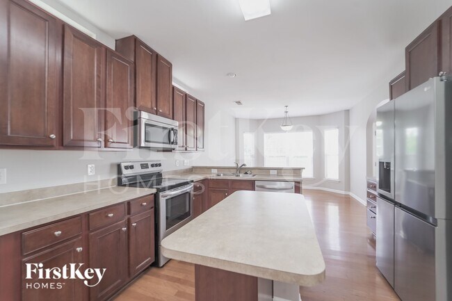 Foto del edificio - 9508 Long Hill Dr