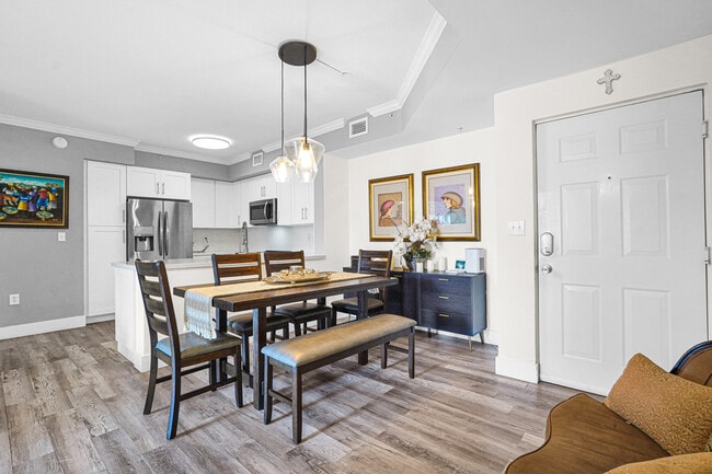 Dining & Kitchen - 6801 SW 44th St Apartment