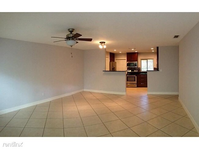 Foto del edificio - 404 SW 9th St