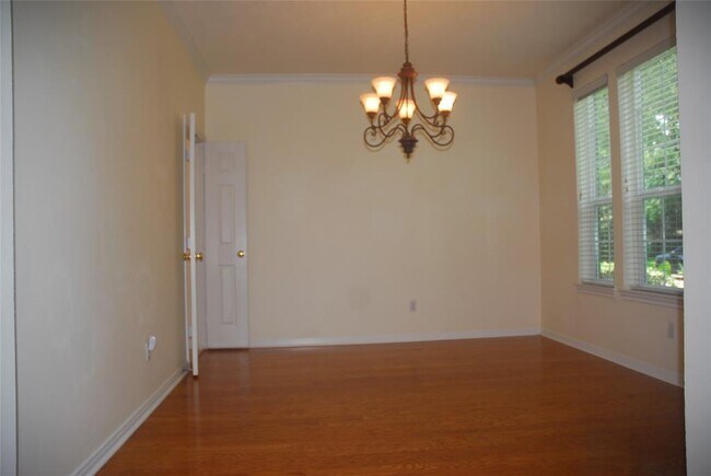 Building Photo - 27 Dove Trace Cir
