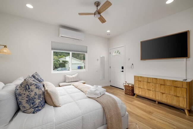 Foto del edificio - 4646 Robbins St