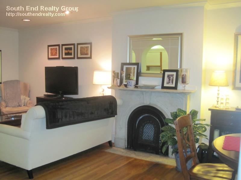 Primary Photo - 159 W Newton St