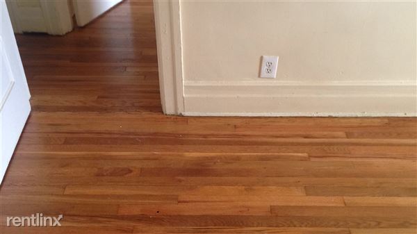 Building Photo - 10222 Goodwin St