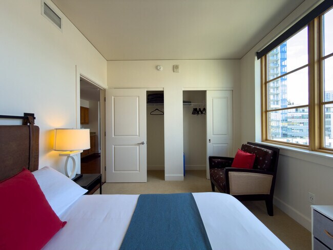 Foto del edificio - 900 NW Lovejoy St